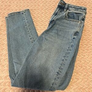 Straight Leg American Eagle Jeans